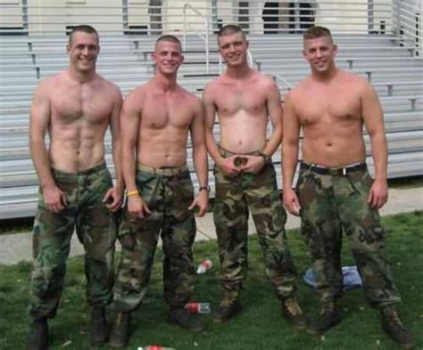 military gay porn|Militaire vidéos porno Gay 